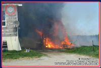 2010-05-26 - Incendie de bâtiment (Garage) et d'herbes - Amos