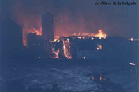 2002-04-27 - Incendie de bâtiment (Bâtiments agricole) - Trécesson